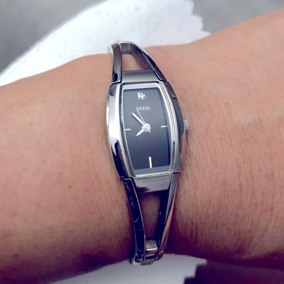 GUESS watch - Picture 1 of 5